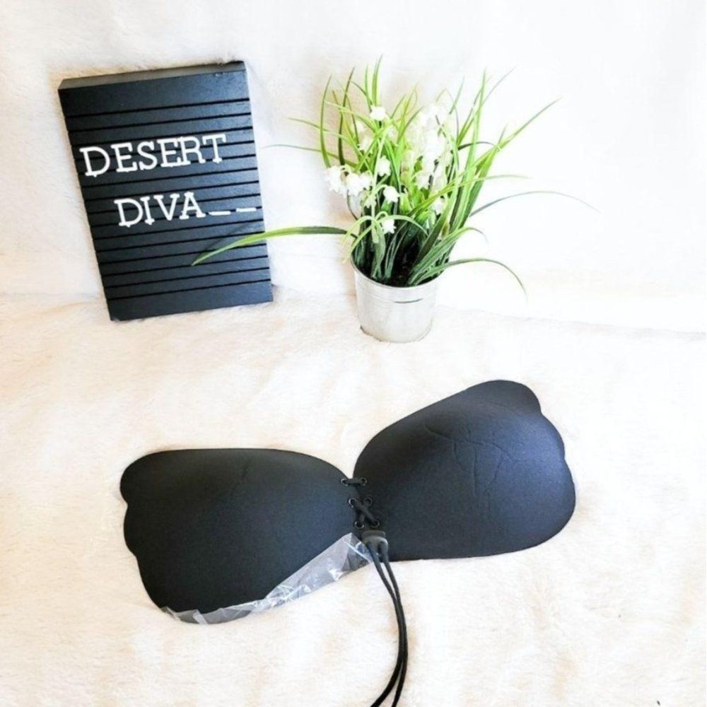 Womens Strapless Bra Black D Adhesive Adjustable  New